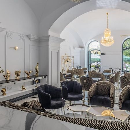 Hotel Vila Central Boutique Σάτου Μάρε Εξωτερικό φωτογραφία