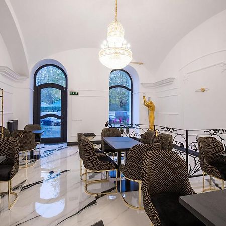 Hotel Vila Central Boutique Σάτου Μάρε Εξωτερικό φωτογραφία