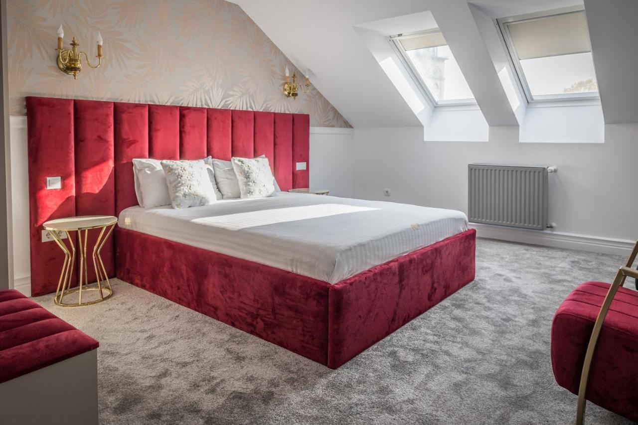 Hotel Vila Central Boutique Σάτου Μάρε Εξωτερικό φωτογραφία