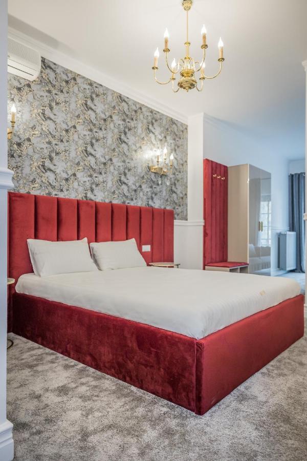 Hotel Vila Central Boutique Σάτου Μάρε Εξωτερικό φωτογραφία
