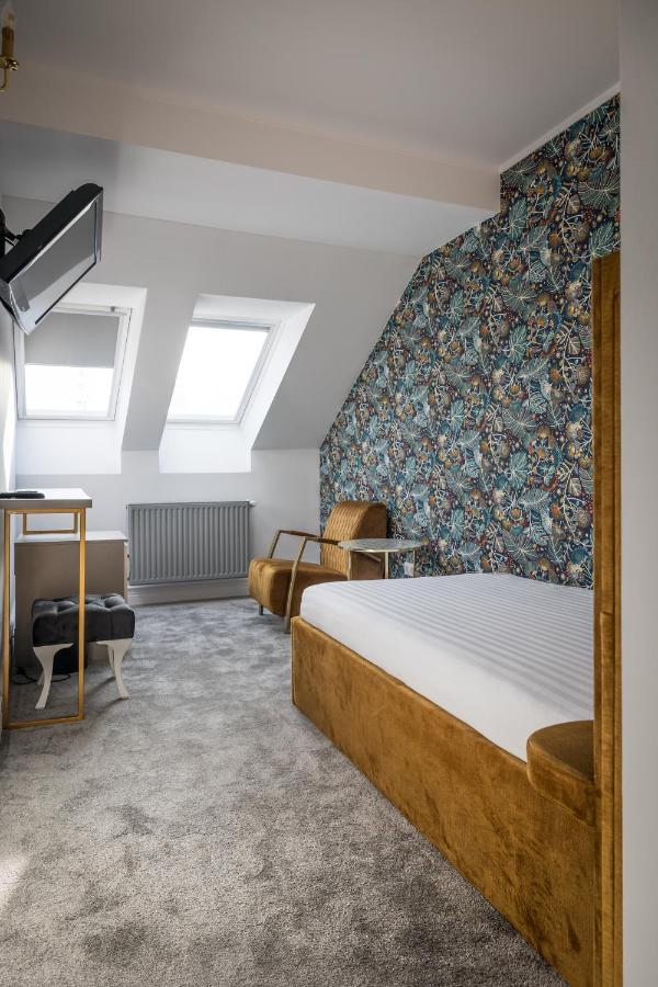 Hotel Vila Central Boutique Σάτου Μάρε Εξωτερικό φωτογραφία
