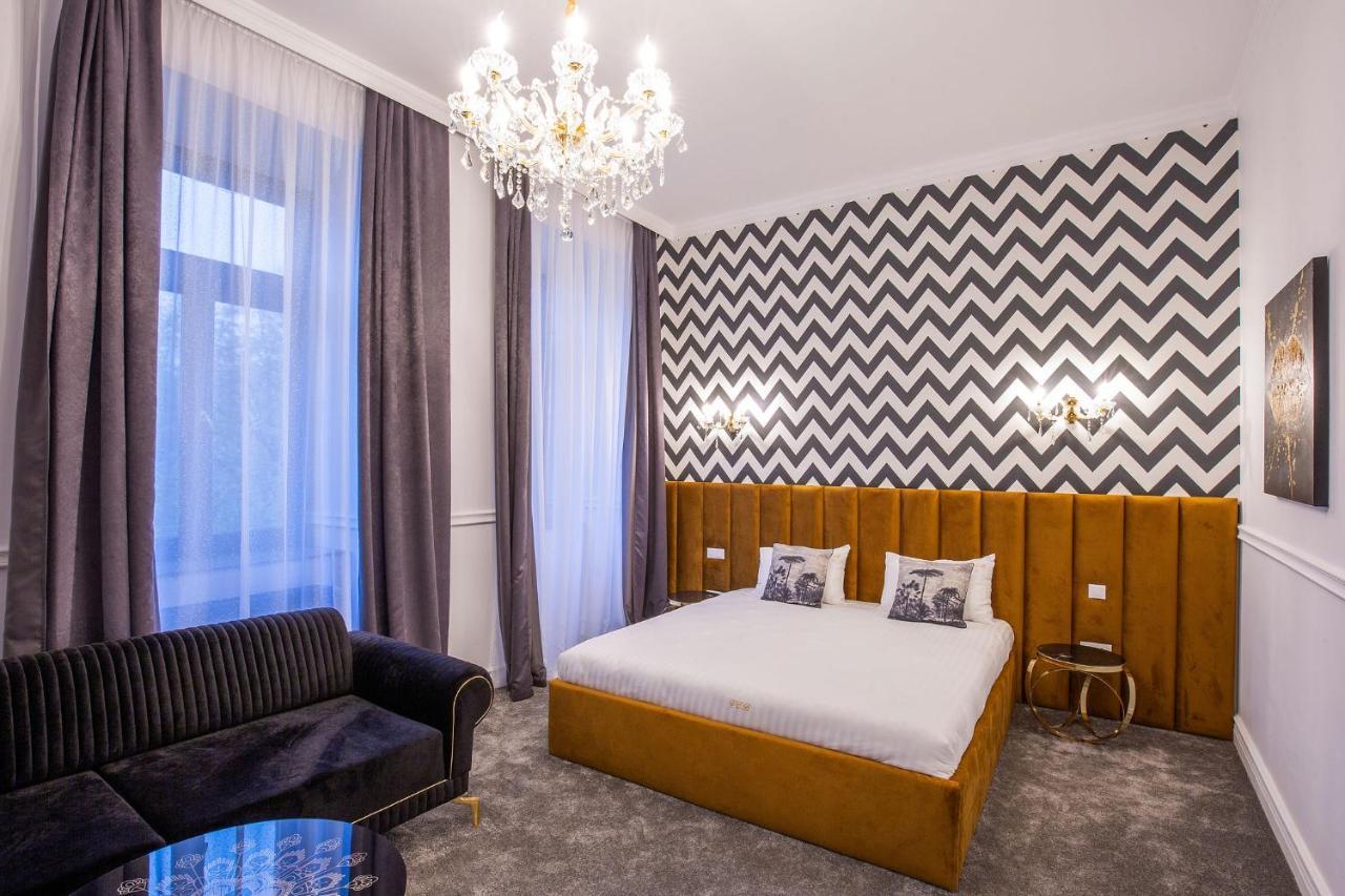 Hotel Vila Central Boutique Σάτου Μάρε Εξωτερικό φωτογραφία